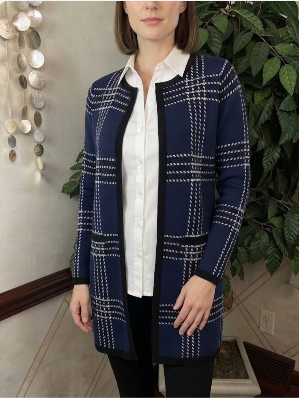 ELLE NAVY & BLACK OPEN FRONT PLAID CARDIGAN